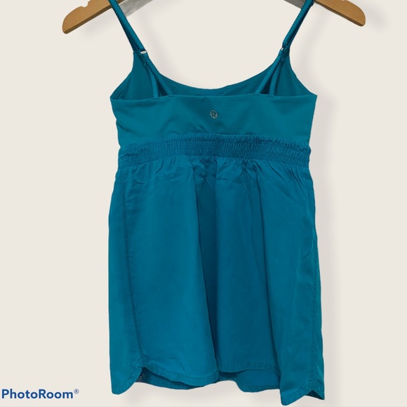 Lululemon Workout Bliss tank-Surge Blue | Size 4 - Picture 4 of 4